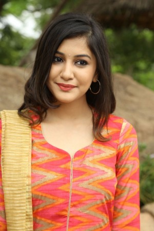 Simran New (aka) Simran