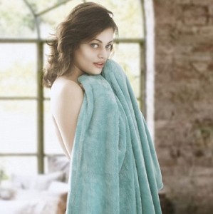Sneha Ullal