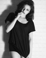 Sneha Ullal (aka) Sneha Ullal