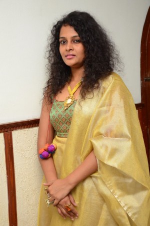 Sonia Deepti (aka) Sonia