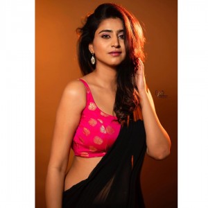 Varshini (aka) Varshini Sounderajan