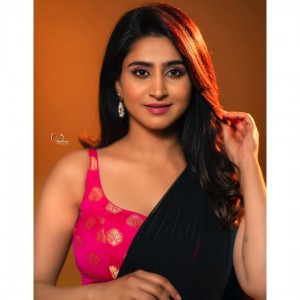 Varshini (aka) Varshini Sounderajan