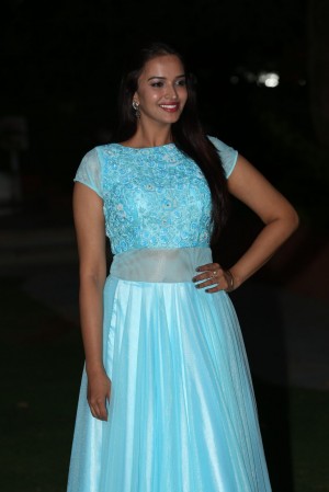 Darshakudu (aka) Darsha kudu