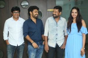 Darshakudu (aka) Darsha kudu