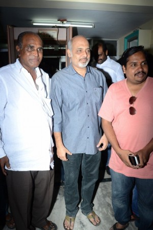 Andhhagadu Premiere Show At Viswanath Theatre