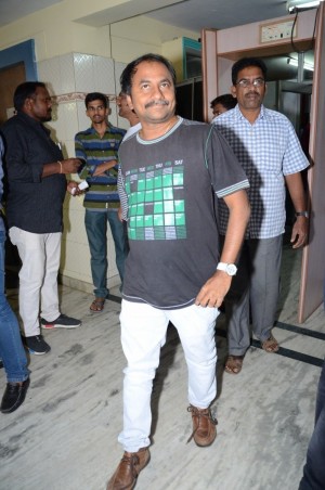 Andhhagadu Premiere Show At Viswanath Theatre