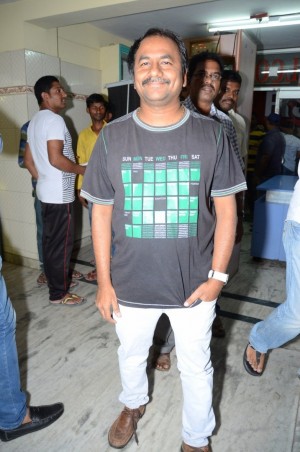 Andhhagadu Premiere Show At Viswanath Theatre