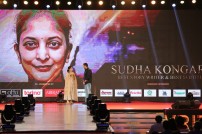 Behindwoods Gold Medals 2017 - The Awarding