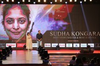 Behindwoods Gold Medals 2017 - The Awarding