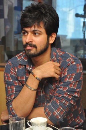 Kaadhali movie 1st Song Launch