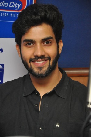 Kaadhali movie 1st Song Launch