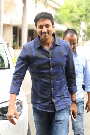 Gautham Nanda (aka) GauthamNanda