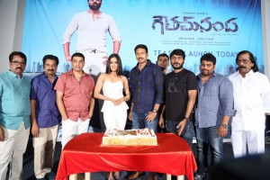 Gautham Nanda (aka) GauthamNanda