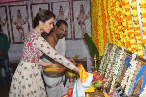 Varun Tej- Raashi Khanna Next (aka) Varun Tej- Raashi Khanna