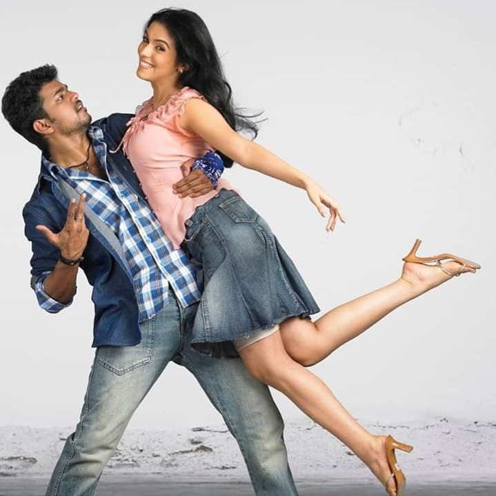 These rare stills from Pokkiri are perfect quarantine timepass