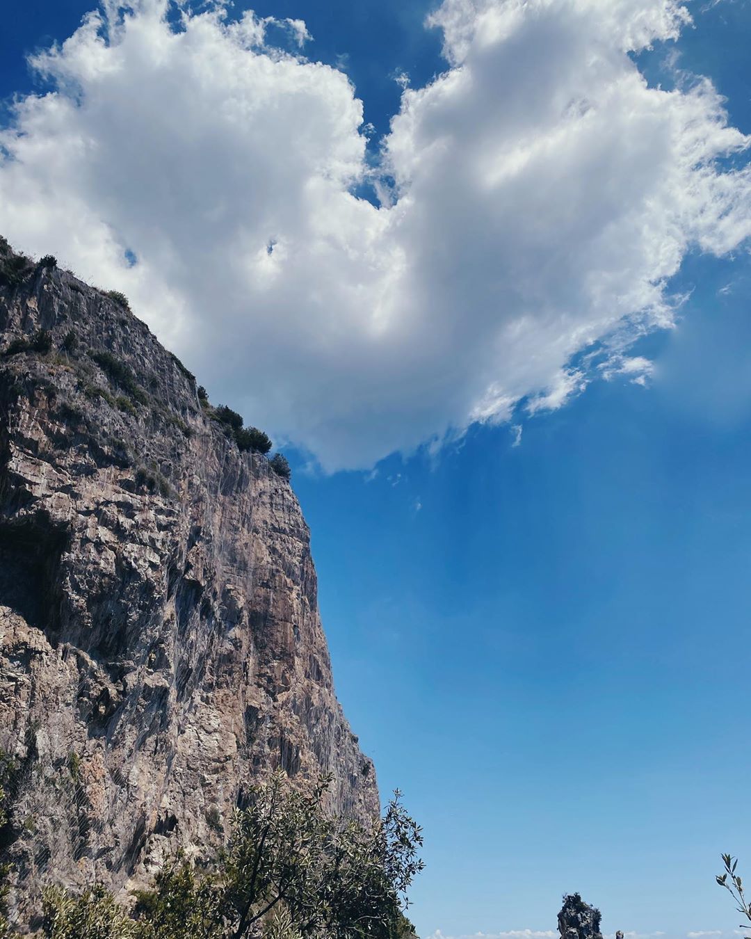 Amy Jackson makes full use of a lockdown lifted Italy