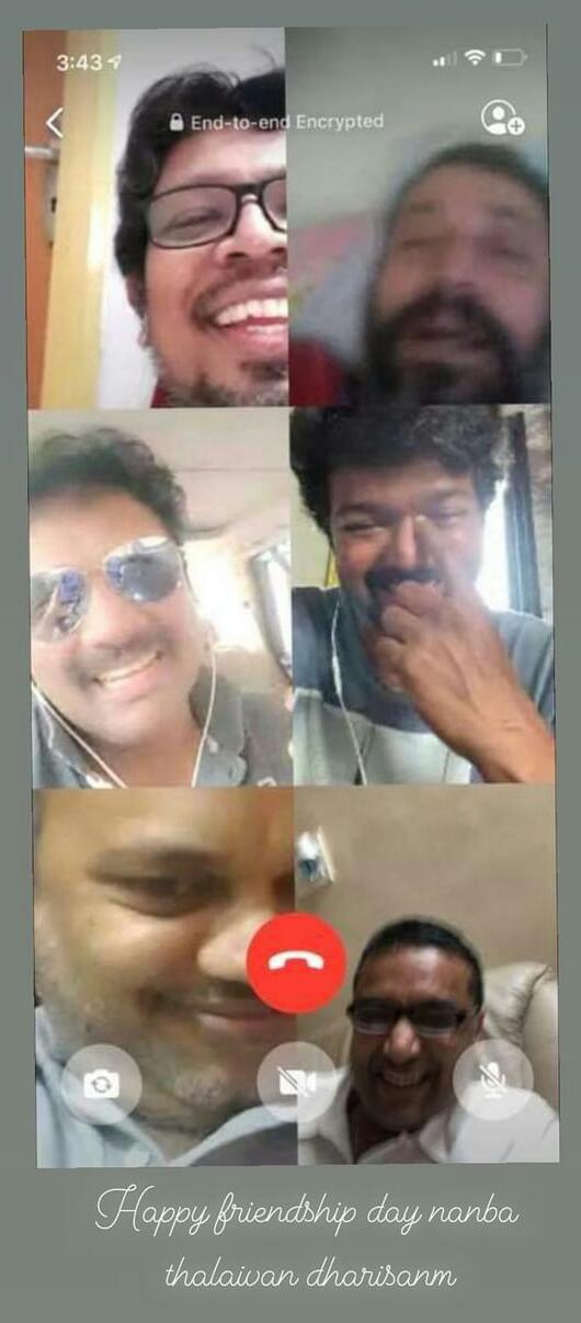 Thalapathy Vijay’s latest Friendship Day picture with Sanjeev and others go viral