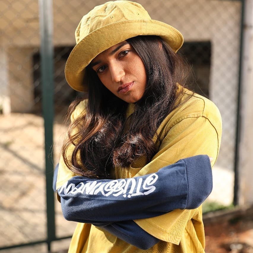 Bigil actress' Vera Level swag for Thalapathy Vijay's Kutty Story from Master is turning heads ft Vinaya Sesha
