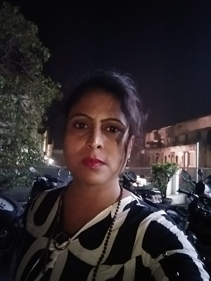 Popular actress dies by suicide, went on live in Facebook a day before taking this extreme step ft Anupama Pathak