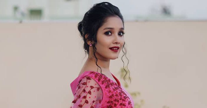Anikha Surendran latest photoshoot, covered in plantain leaves