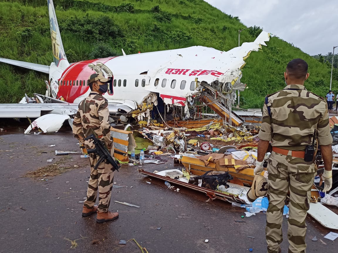 3 Year old child rescued from crashed Air India flight in kozhikode