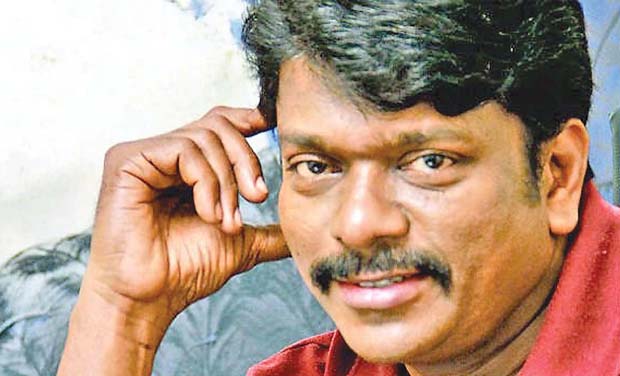 Simbu sends presents to R Patheipan for praising him