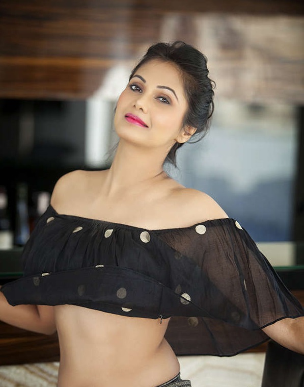 After young actress, her sister-actress too tests positive for Covid 19 ft Rupali Suri