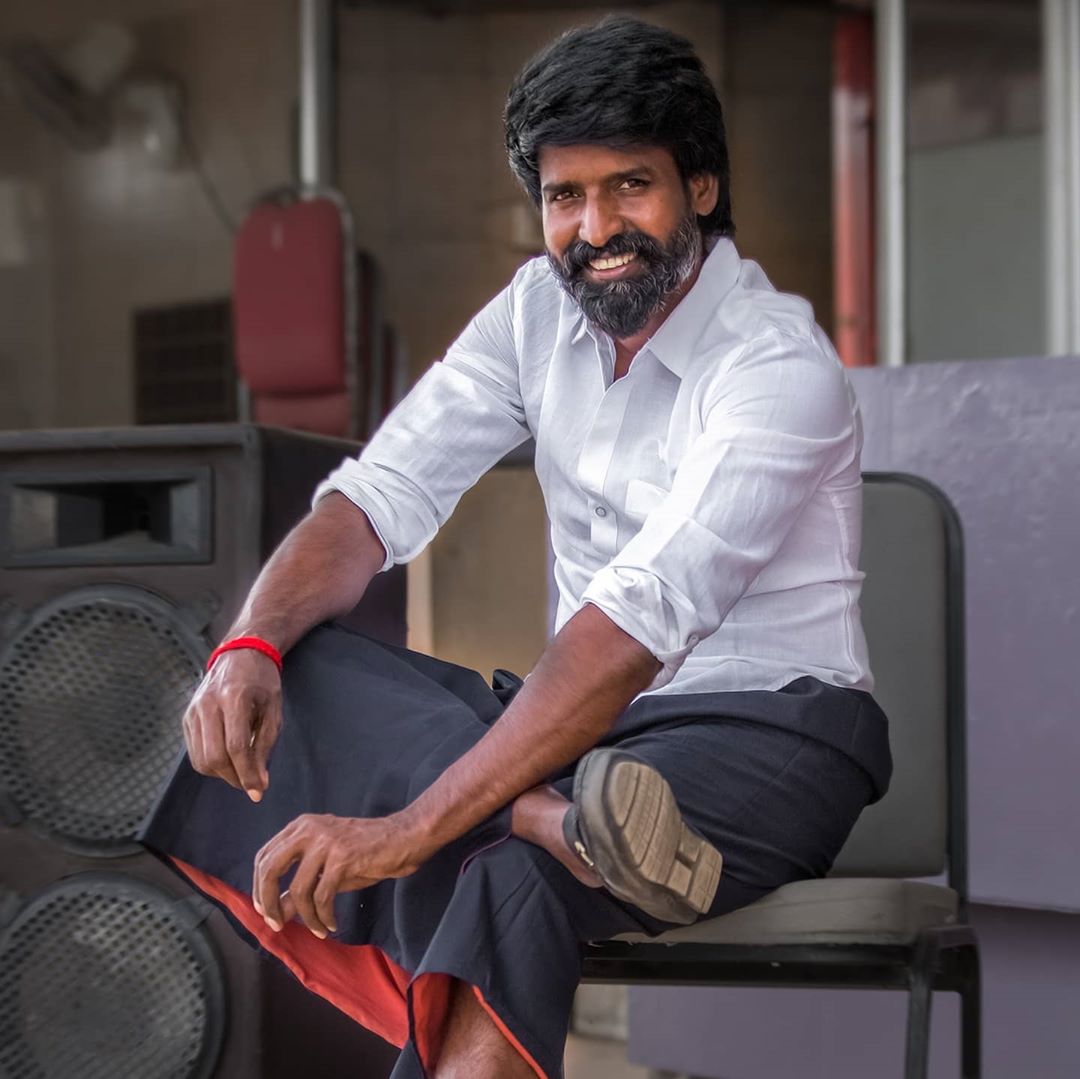 Fans wonder if this actor's massive transformation viral video is for Vetrimaaran’s next ft Soori