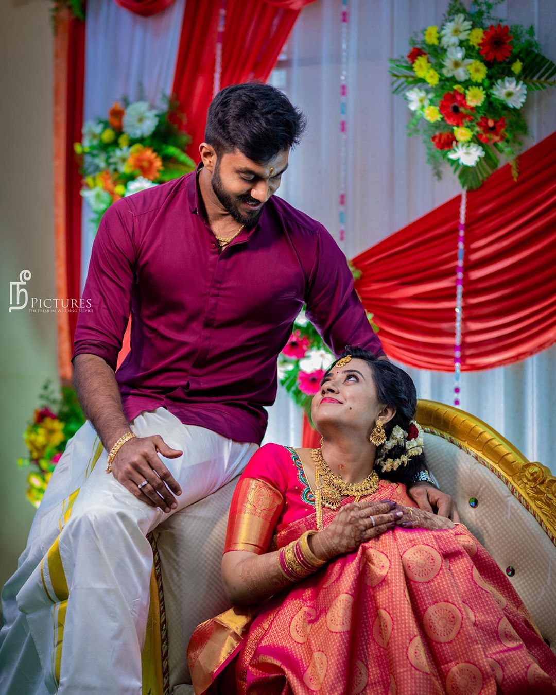 Popular Indian Tamil cricketer gets engaged ahead of IPL 2020, pcs go viral ft Vijay Shankar