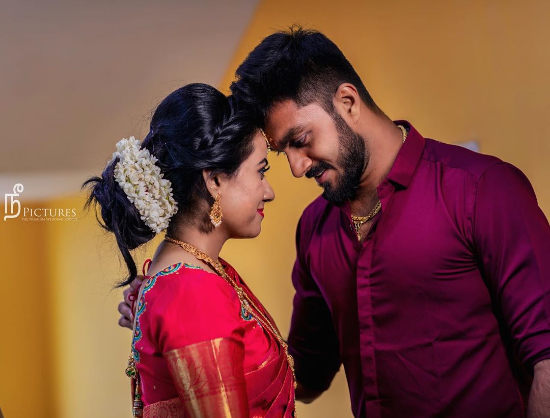 Popular Indian Tamil cricketer gets engaged ahead of IPL 2020, pcs go viral ft Vijay Shankar