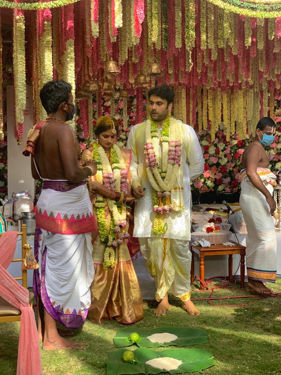 Manoj Beeda gets hitched to actress Shalini Vadnikatti