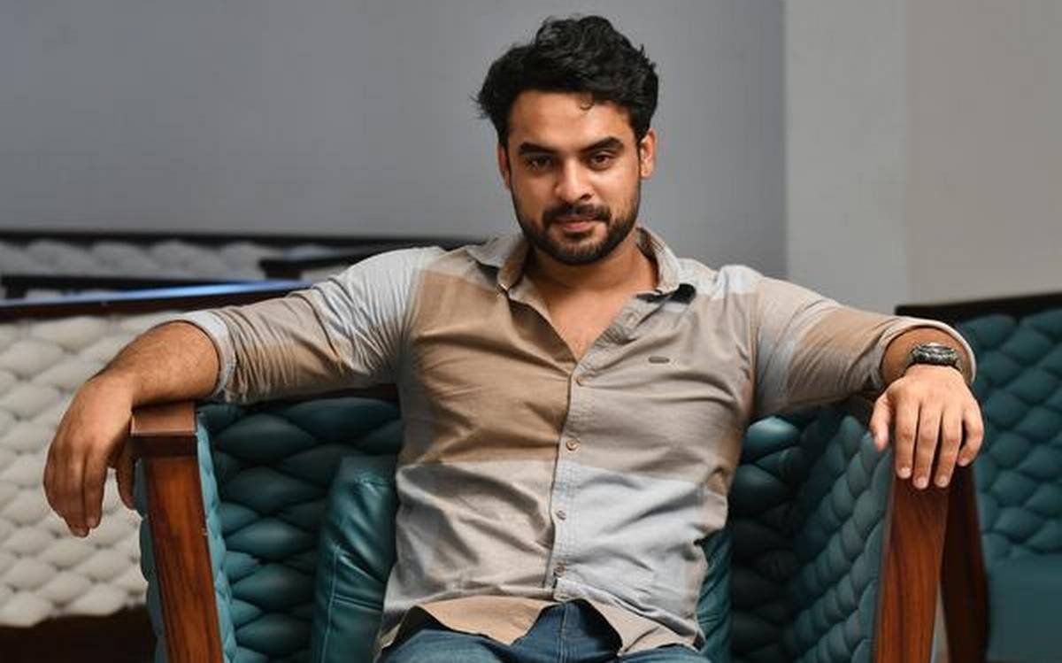 Tovino Thomas starrer Minnal Murali teaser on onam