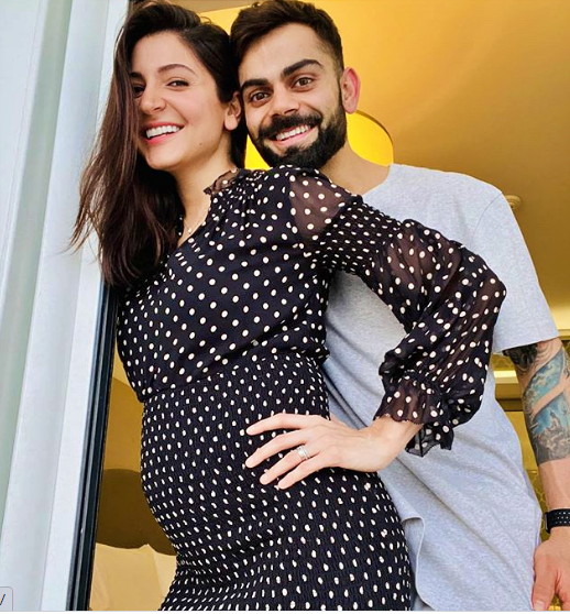 Virat Kohli Announced Anushka Sharma's Pregnancy, pic Goes Viral | அனுஷ்கா சர்மா கர்ப்பமாக இருப்பதை ஃபோட்டோ பகிர்ந்து அறிவித்த விராட் க