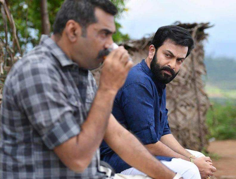 Parthiban reacts to news of him reuniting with Karthi for Ayyappanum Koshiyum Tamil remake