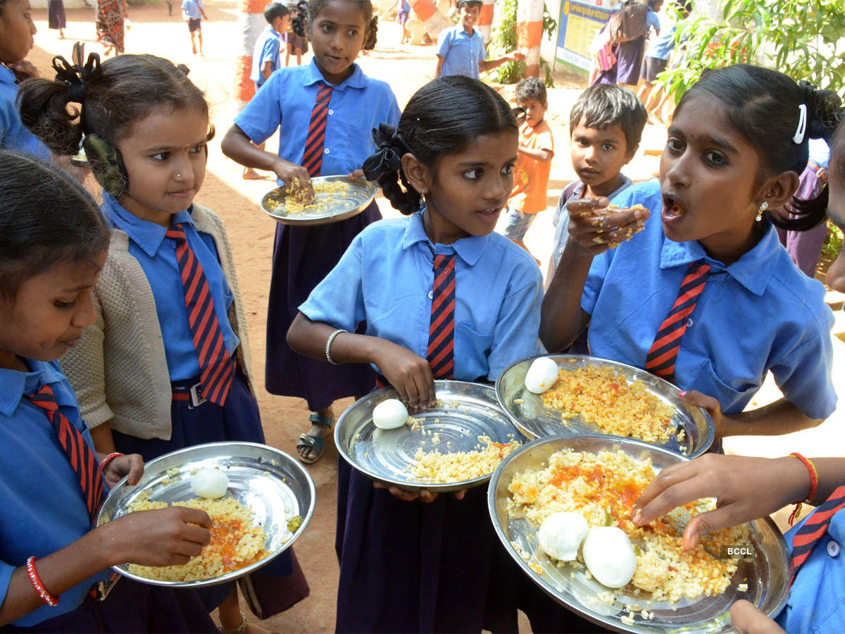 TN Govt announce 10 eggs for noon meals students per month