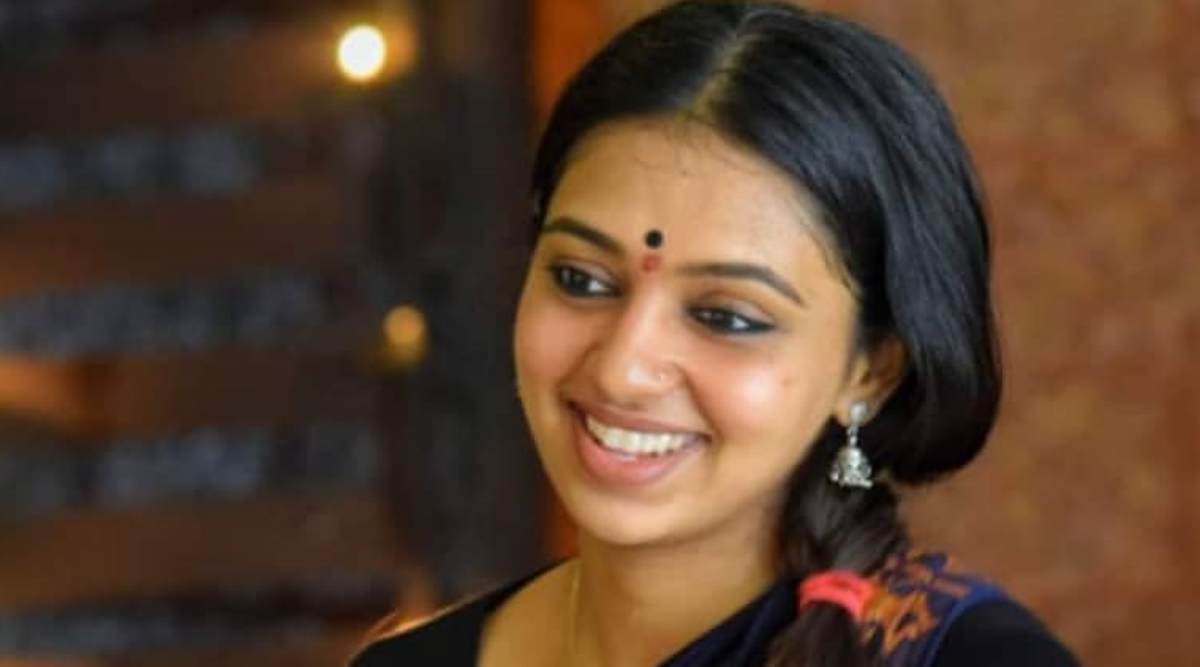 Lakshmi Menon new video is making fans go gaga