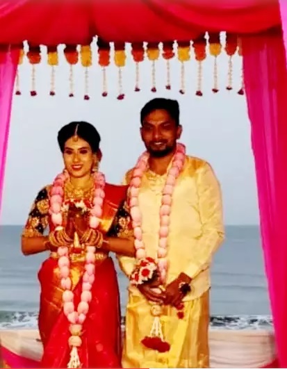 Poove Poochudava fame actress ties knot with her longtime boyfriend, viral wedding pics ft Dhanalakshmi