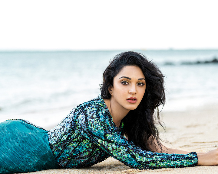 Kiara Advani’s latest hot video song from Indoo ki Jawani 