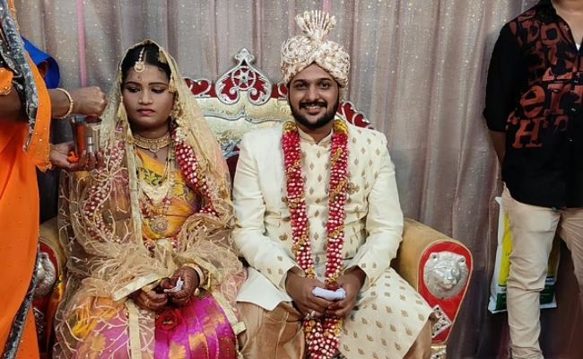Vijay TV's Cooku with Comali fame gets married - pics here