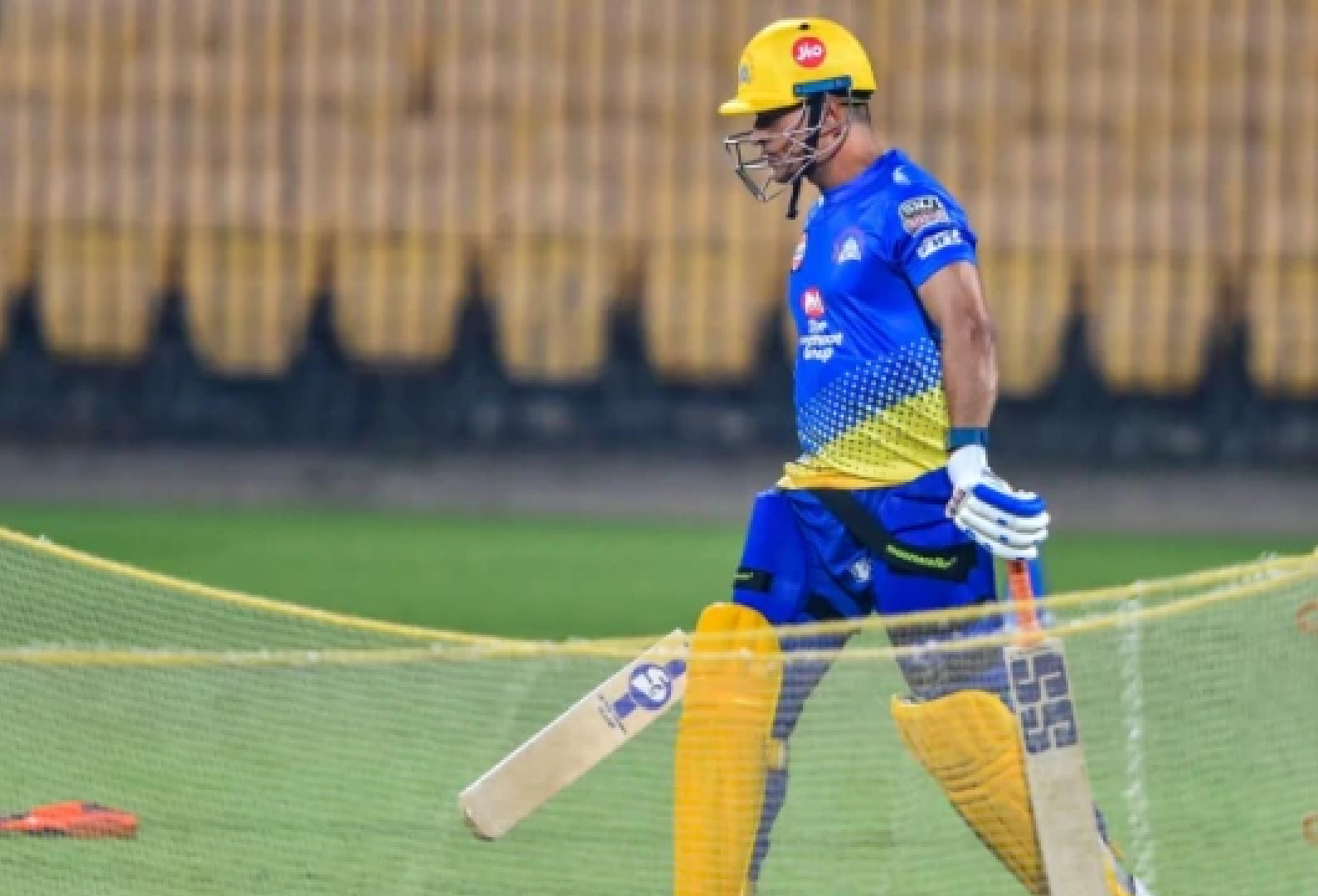 IPL2020 CSK Irfan Pathan Warns Bowlers To Be Careful Against MSDhoni