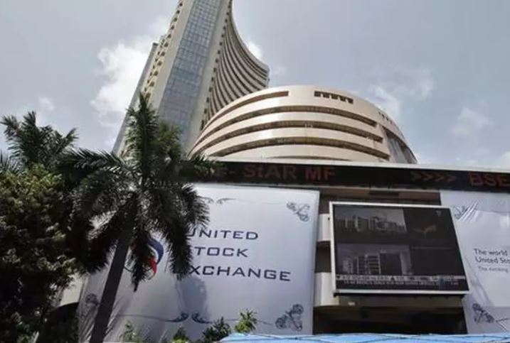 india Sensex and nifty falls down 11 lakh 32 thousand Cr lost 