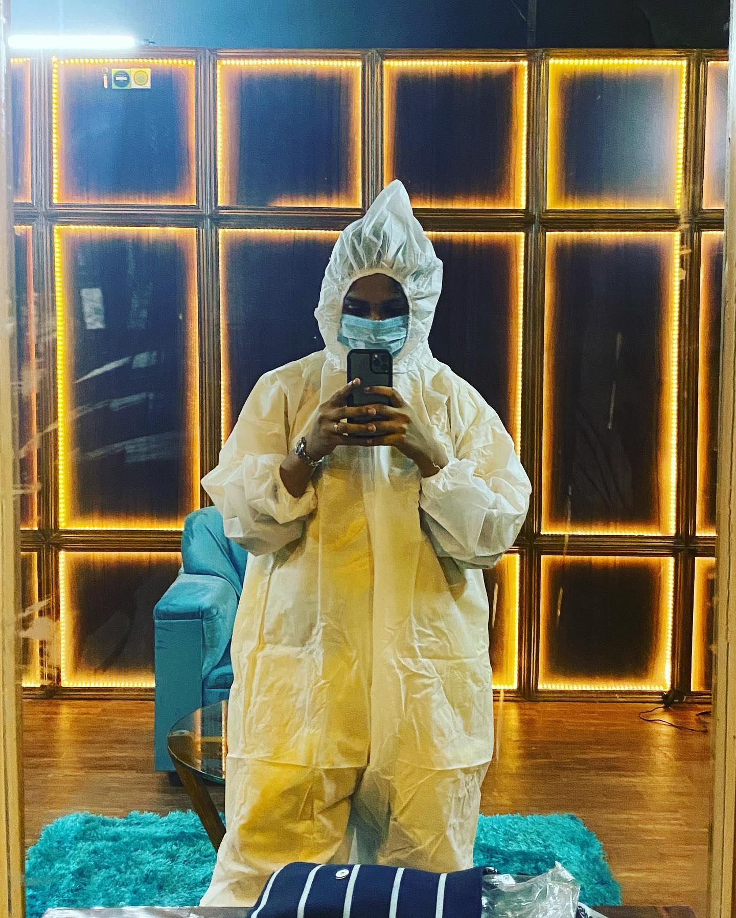 Kamal Haasan’s behind the scenes pics from Bigg Boss Tamil 4 go viral