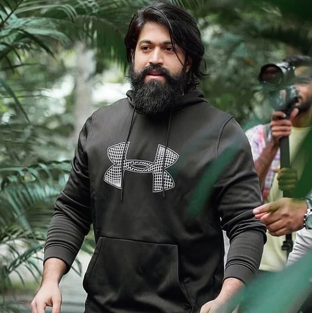 Producer makes a massive announcement about Yash’s KGF Chapter 2 ft Sanjay Dutt