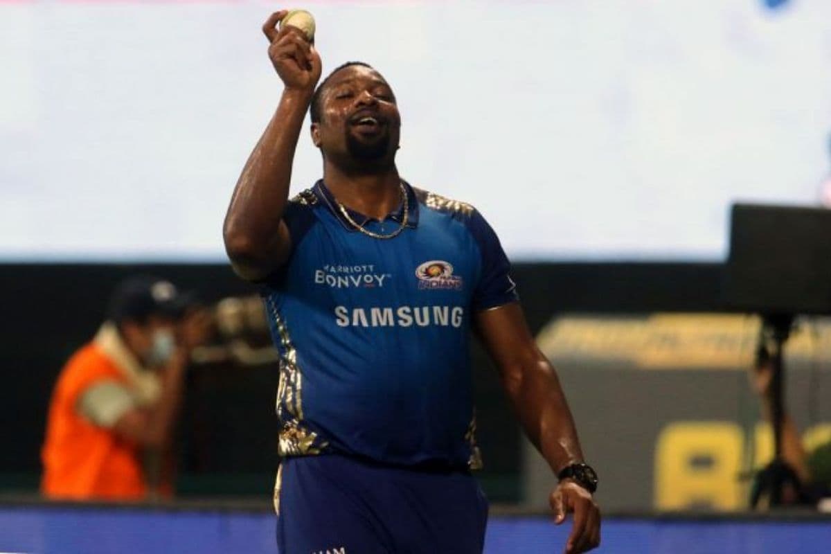 ishankishan girlfriend aditihundia reacts to kieron pollard catch