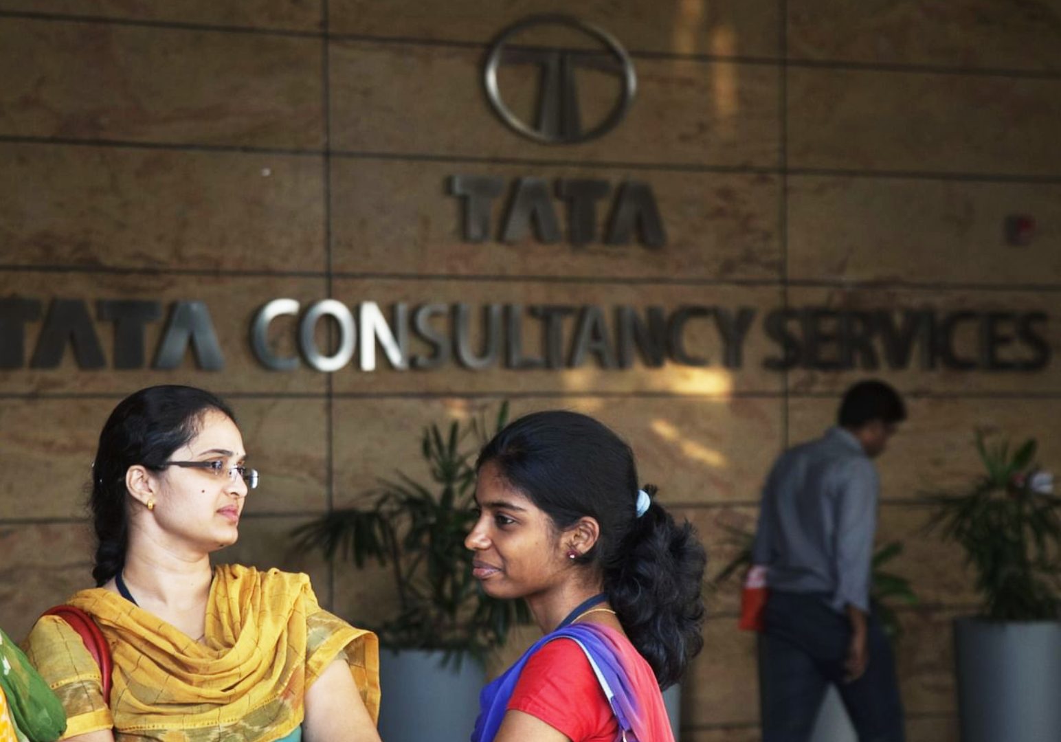 IT Giant TCS RollsOut Salary Increments From Oct Hires 16000 Employees