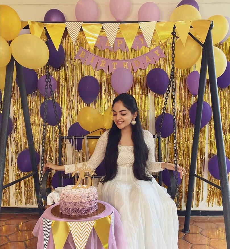 Gorgeous actress turns 25; celebrates birthday in style ft Ahaana Krishna