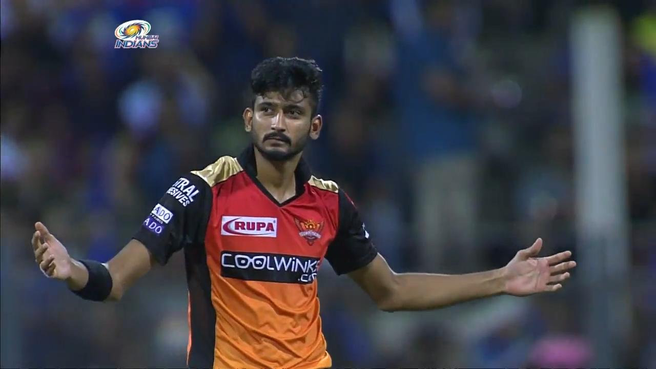 khaleel ahmed slammed by netizens after dismissing dwayne bravo