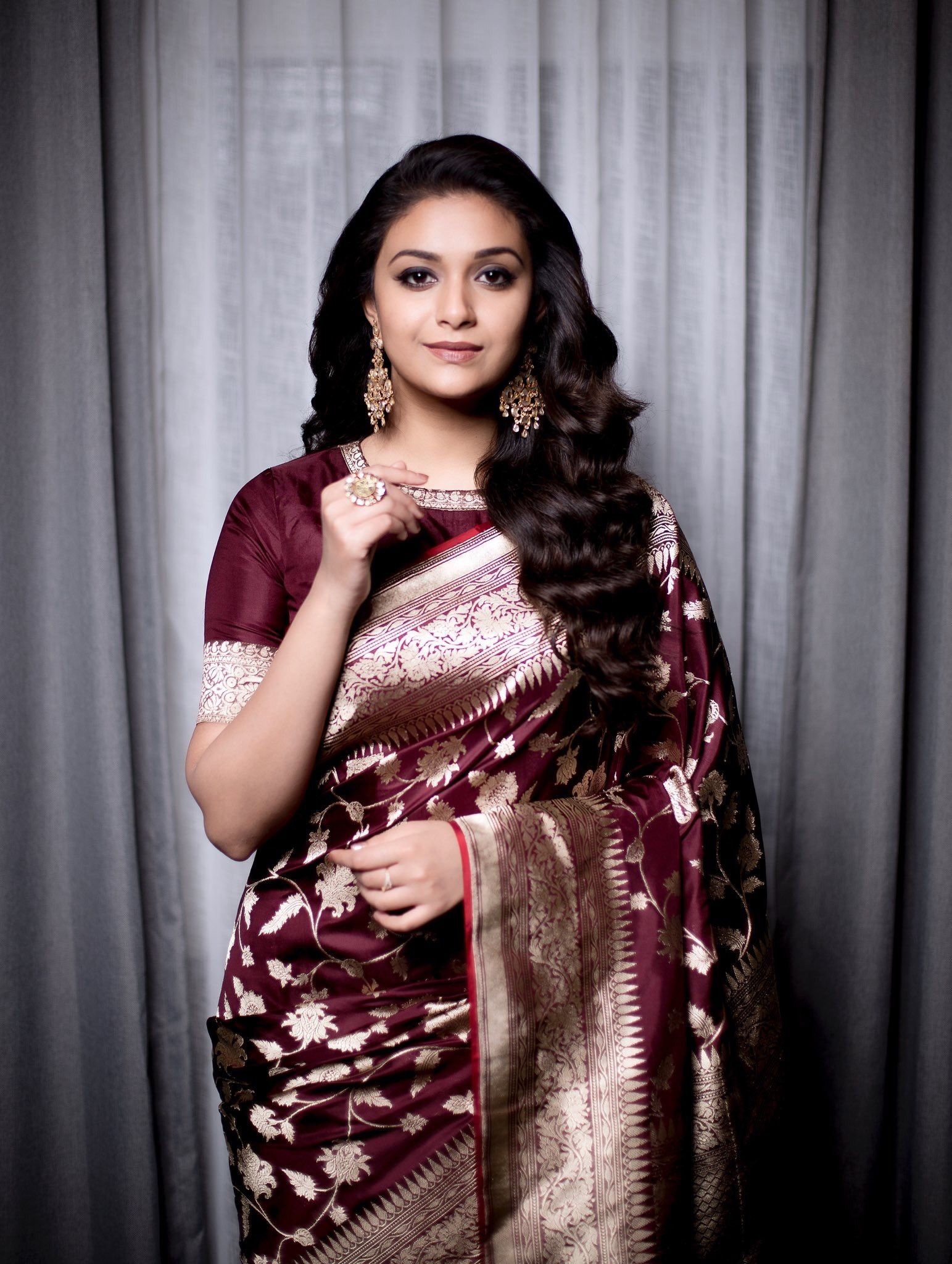 Keerthy Suresh teams up with this Superstar for her next biggie ft Mahesh Babu’s Sarkaru Vaari Paata