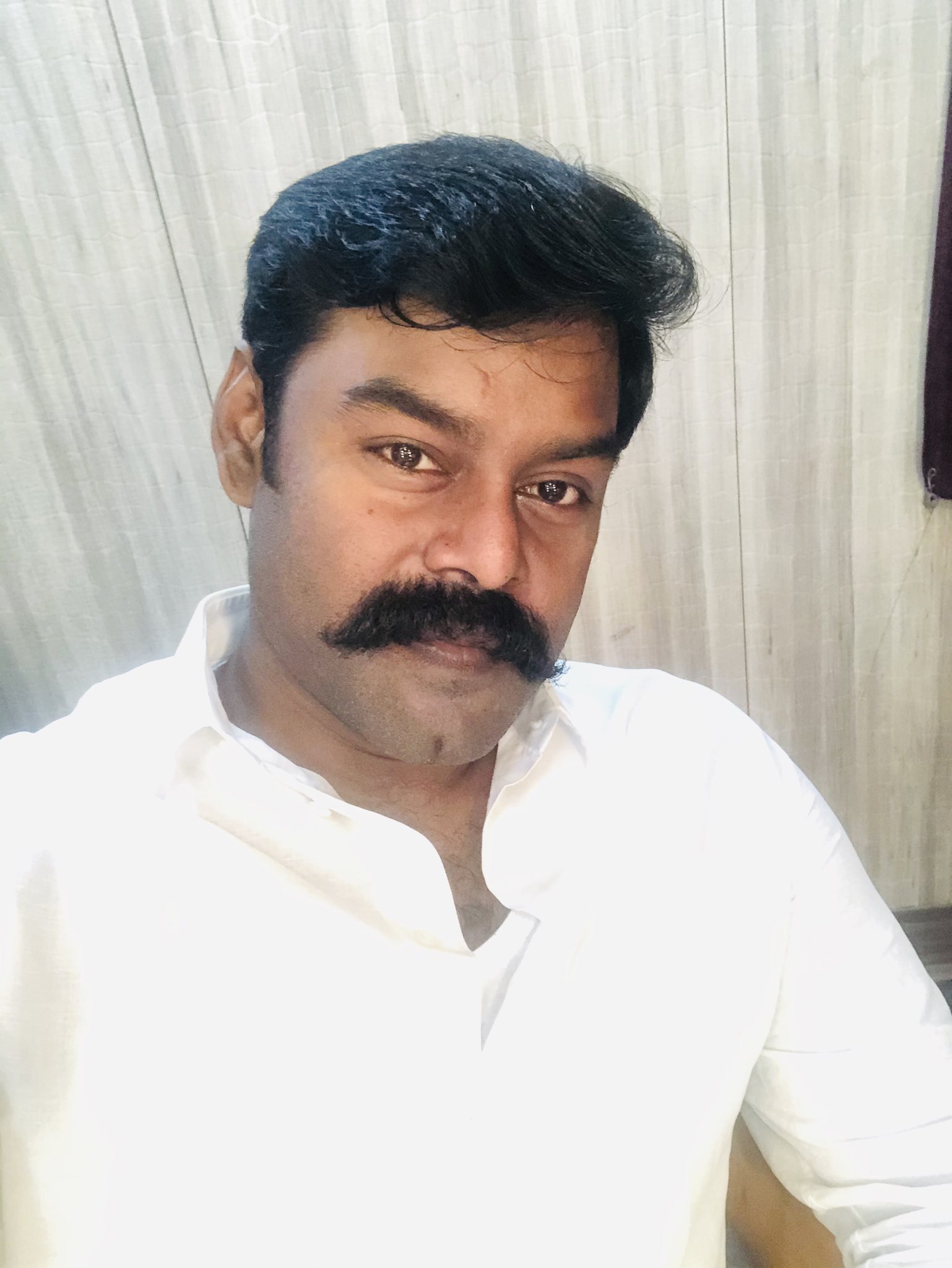 Popular Tamil hero and producer gets secretly married; wedding pics go viral ft RK Suresh