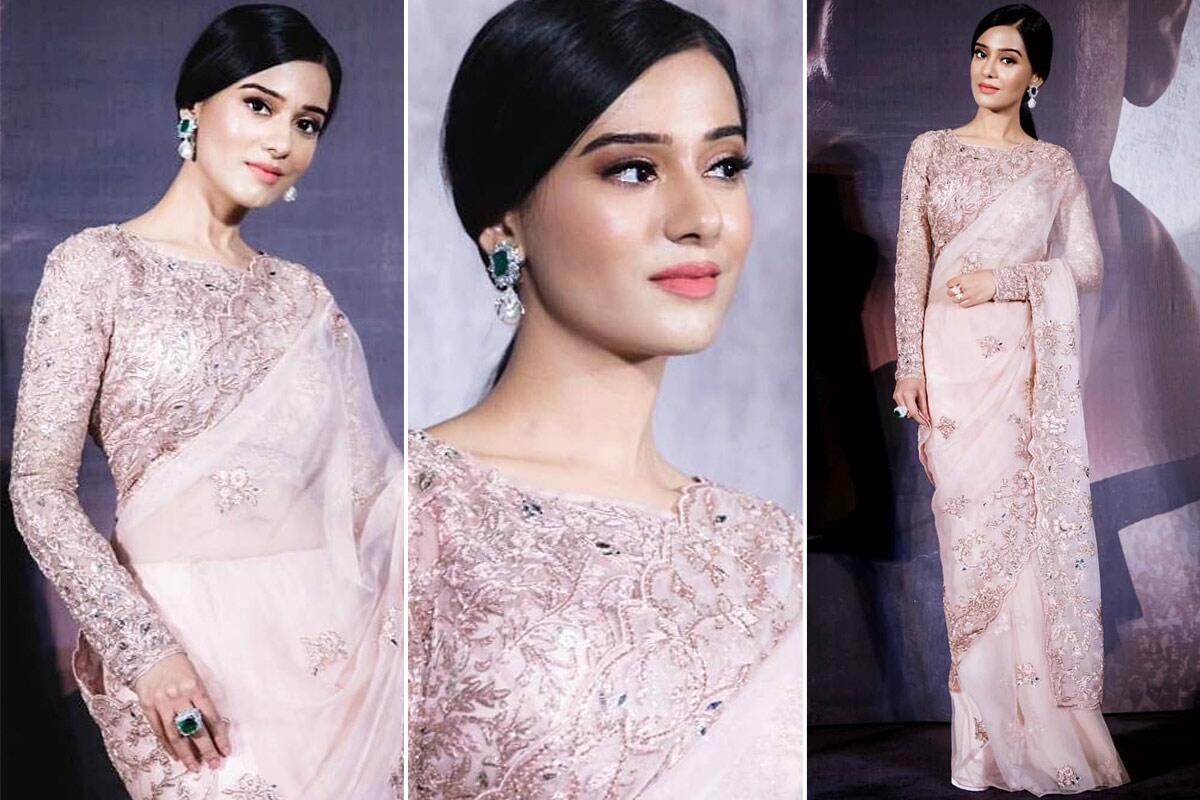 Popular actress gives birth to a baby after 4 years of marriage ft Amrita Rao and RJ Anmol